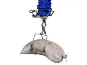 Custom suction pad for flexible bag vacuum lifting