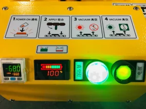 DC12V battery glass vacuum lifter with battery and vacuum pressure display