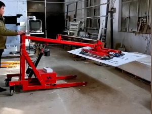 Glass lifting robot for ceramic slab handling