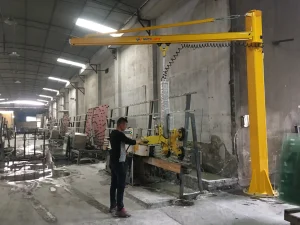 Pneumatic glass lifter for glass edge grinding machine loading