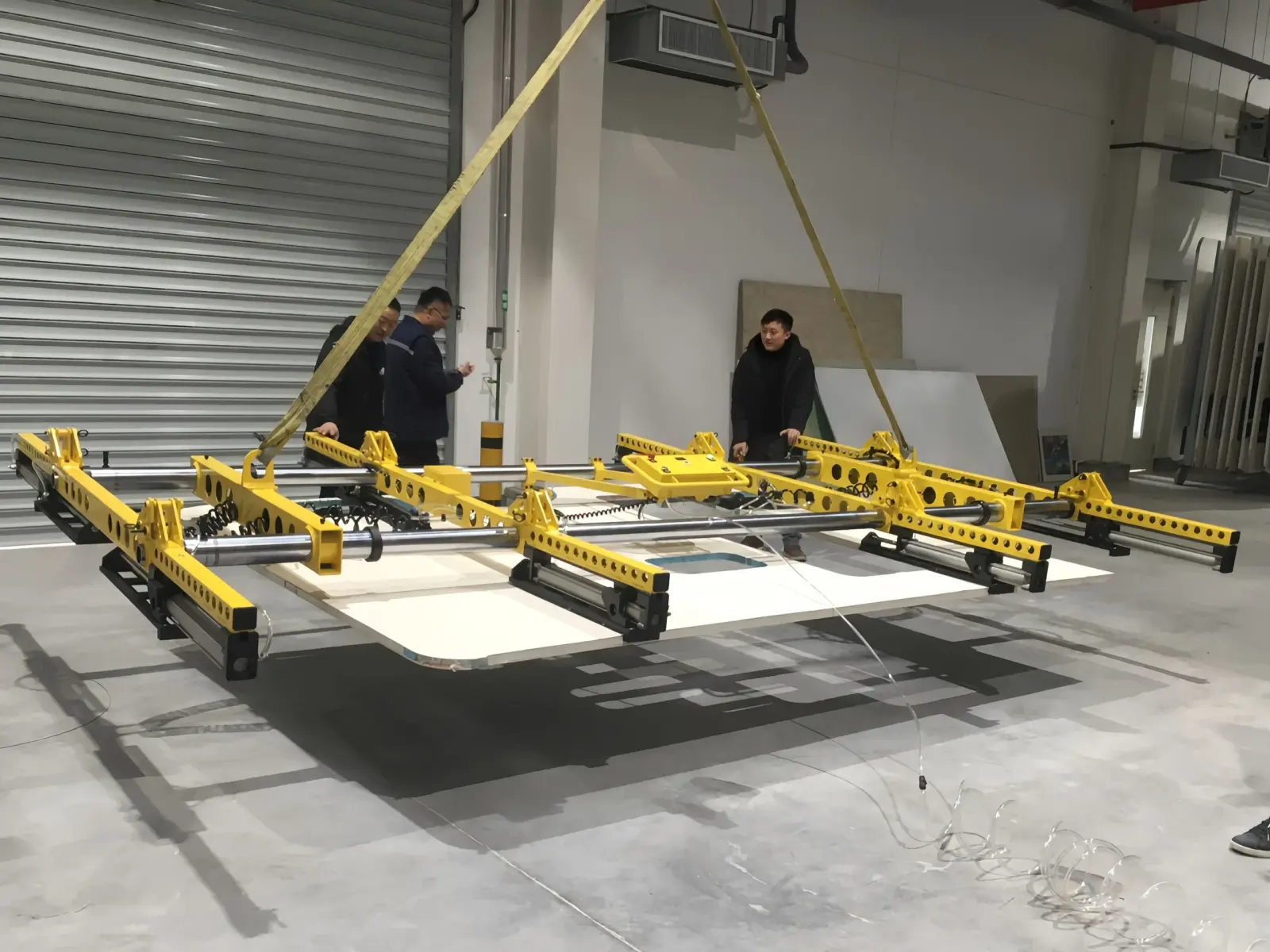 Custom handling vacuum lifter cases for non standard workpieces and special lifting applications