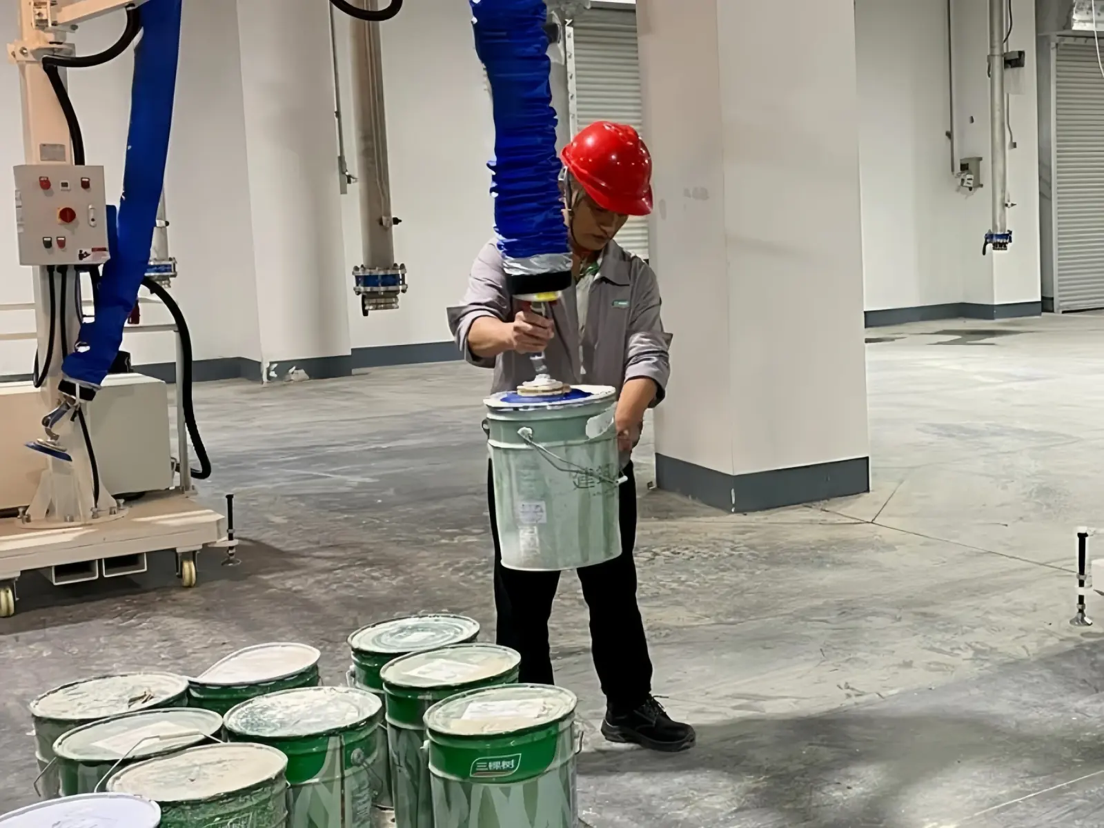Drum and Barrel Handling Solutions