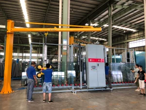 illar-mounted jib crane for pneumatic glass vacuum lifter